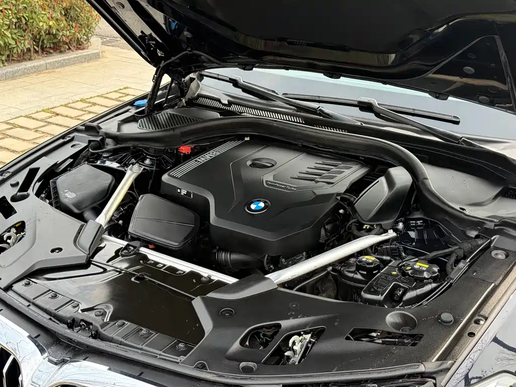 BMW 5 Series 2022 facelift 530Li leading M sports package купить на сайте DeffCars