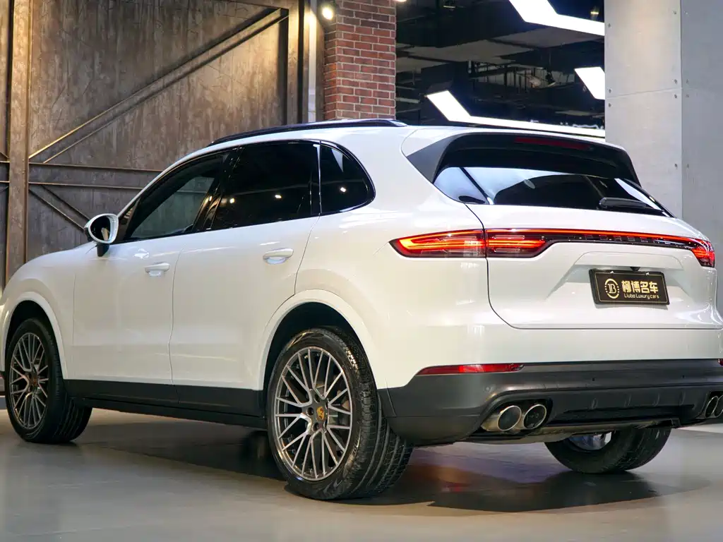 Cayenne 2018 S 2.9T купить на сайте DeffCars