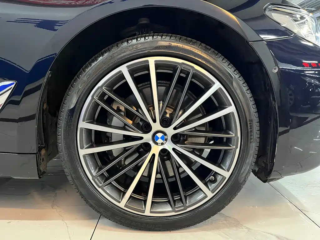 BMW 5 Series 2022 facelift 530Li xDrive M Sports Package купить на сайте DeffCars