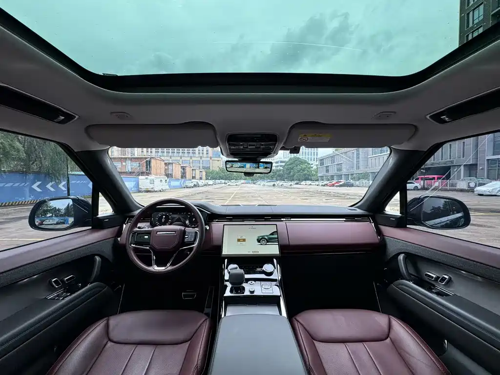 Range Rover Sport 2023 400PS Dynamic SE купить на сайте DeffCars
