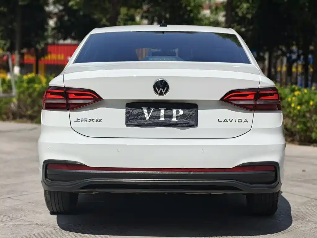 Lavida 2024 1.5L automatic Deyi version купить на сайте DeffCars