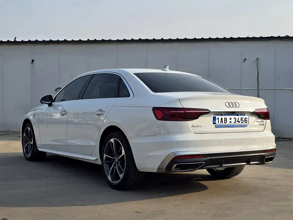 Audi A4L 2020 40 TFSI Fashionable and Dynamic купить на сайте DeffCars