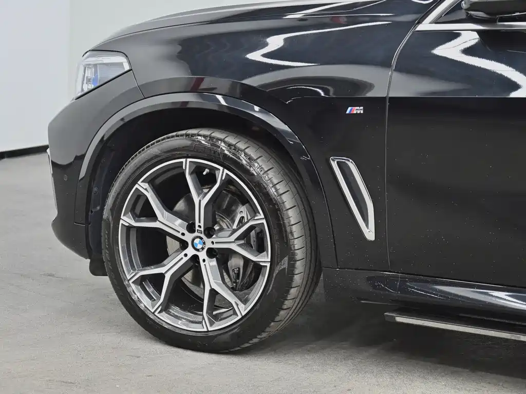 BMW X5 2022 xDrive 40Li M Sports Package купить на сайте DeffCars