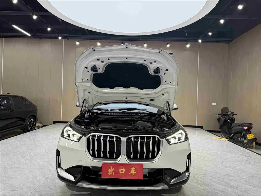 BMW X1 2023 sDrive20Li X Design Package купить на сайте DeffCars