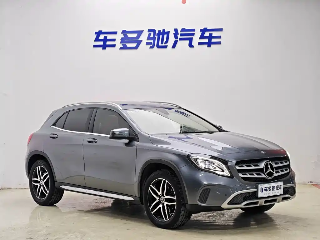 Mercedes-Benz GLA 2017 GLA 200 Fashion Model купить на сайте DeffCars