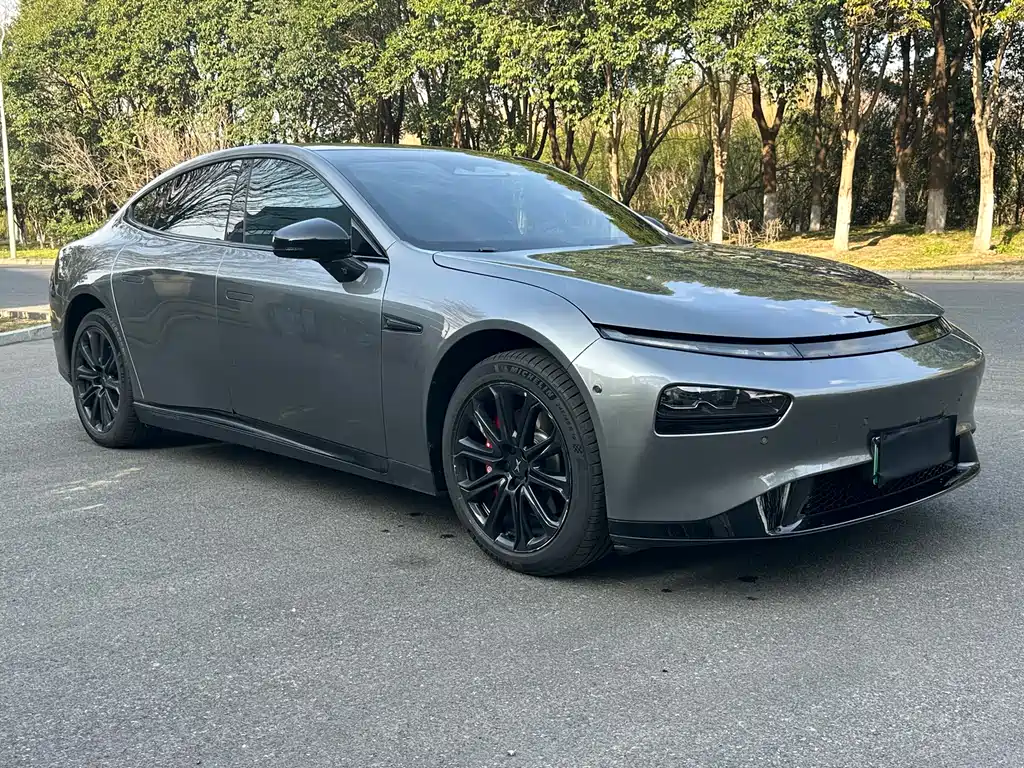 Xpeng P7 2021 562E Pengyi Performance Edition купить на сайте DeffCars