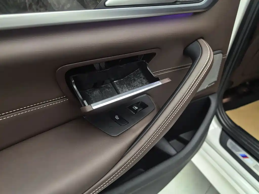 BMW 5 Series 2018 530Li Exclusive M Sports Package купить на сайте DeffCars