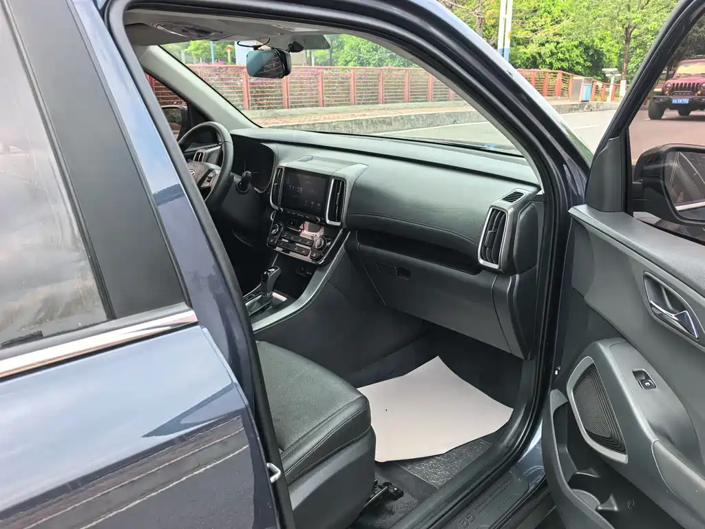 Beijing Hyundai ix35 2019 2.0L automatic two-wheel drive Zhiyong·Enjoy Edition National VI купить на сайте DeffCars