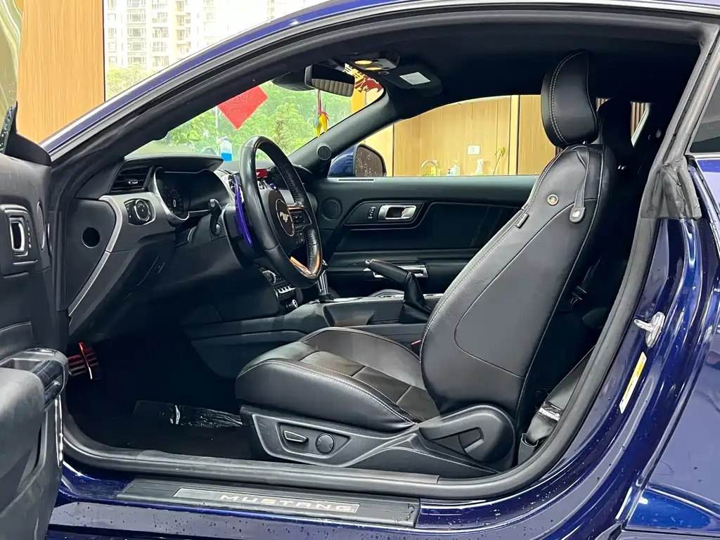 Mustang 2021 2.3T EcoBoost купить на сайте DeffCars