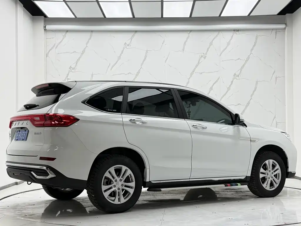 Haval M6 2021 PLUS 1.5T DCT Premium Intelligent Connected Model купить на сайте DeffCars