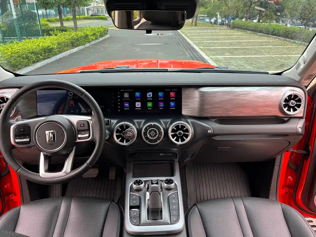 Tank 300 2021 Off-Road Version 2.0T Conqueror купить на сайте DeffCars