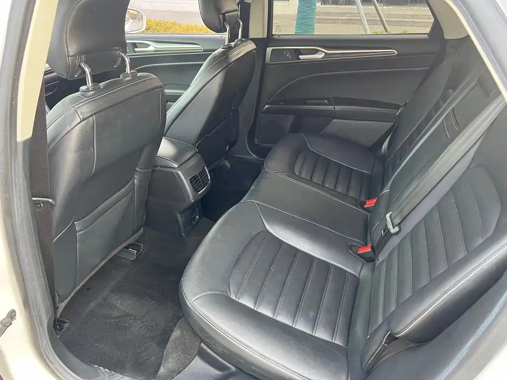 Mondeo 2017 EcoBoost 200 Luxury купить на сайте DeffCars