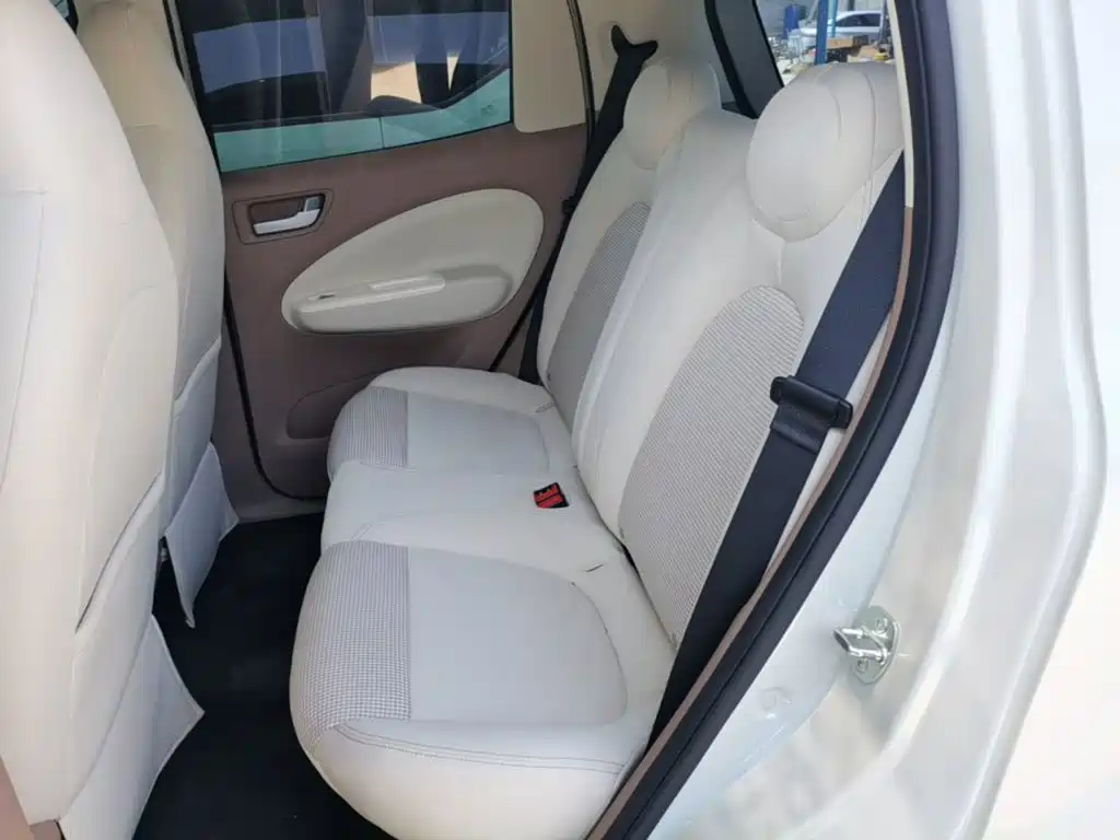 Hongguang MINIEV 2025 fourth generation four-door version advanced model купить на сайте DeffCars