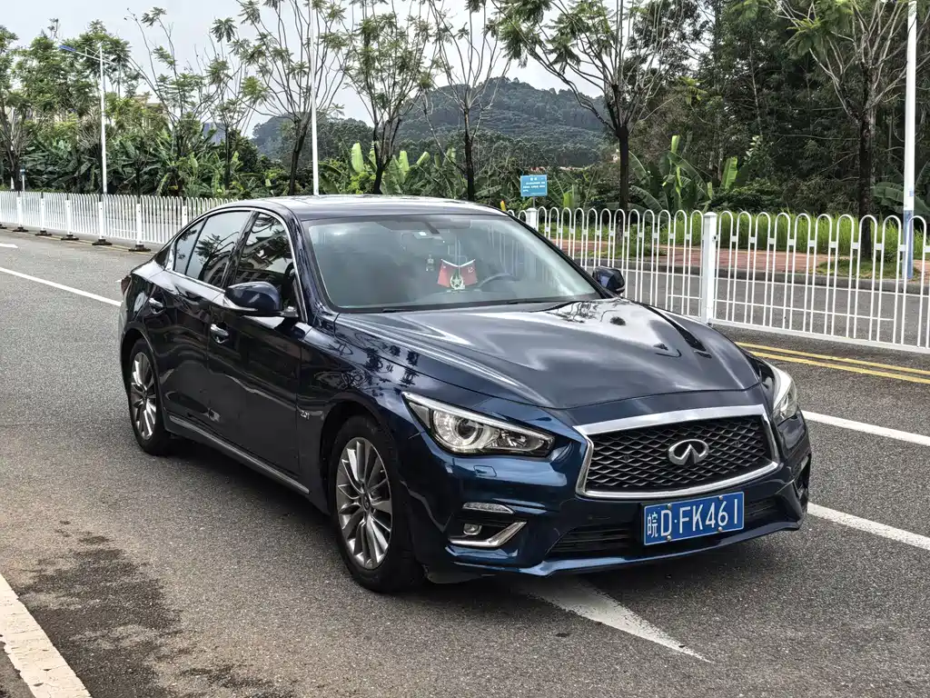 Infiniti Q50L 2018 2.0T Premium Edition National V купить на сайте DeffCars