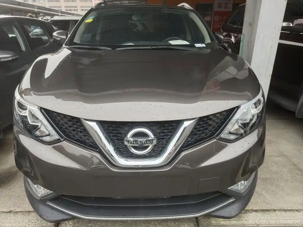 Qashqai 2016 2.0L CVT Deluxe Edition купить на сайте DeffCars