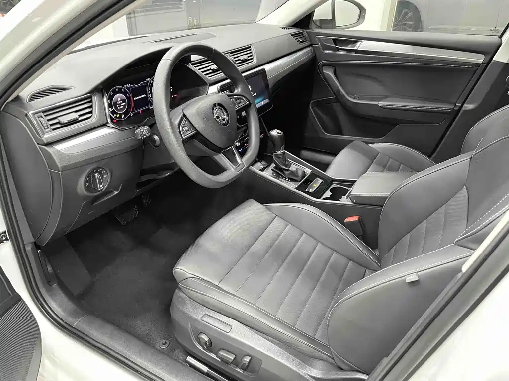 Superb 2022 TSI280 DSG Exclusive Edition купить на сайте DeffCars