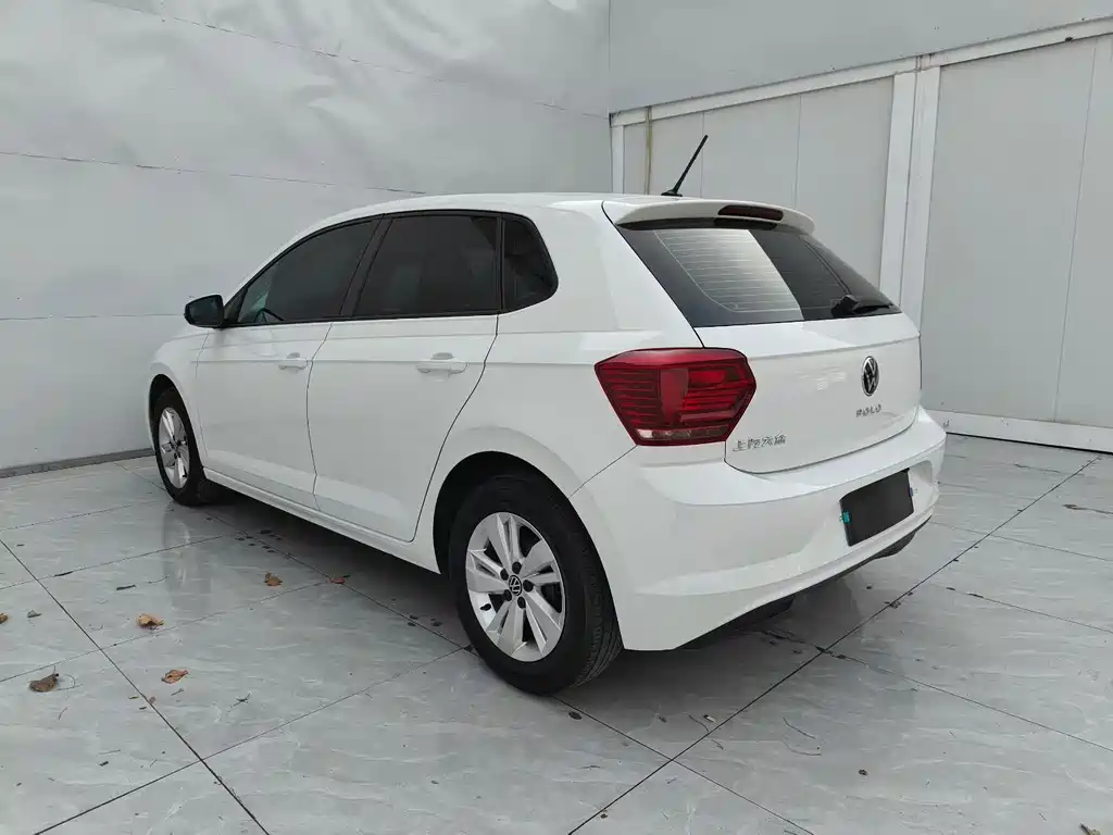 Polo 2023 facelift Plus 1.5L automatic indulgence version купить на сайте DeffCars
