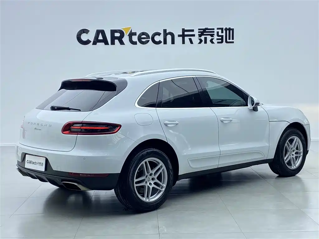 Macan 2017 Macan 2.0T купить на сайте DeffCars