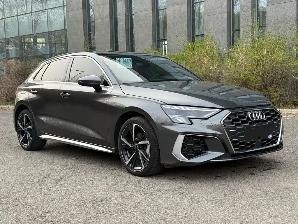 Audi A3 2023 Sportback 35 TFSI stylish and sporty купить на сайте DeffCars