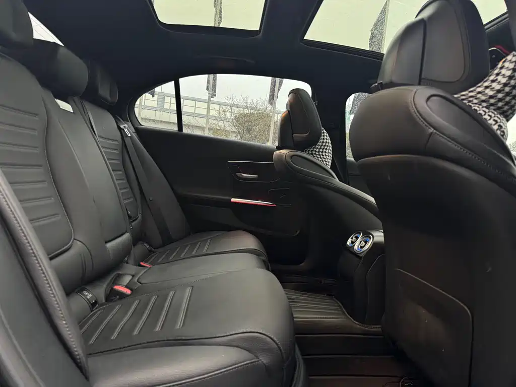 Mercedes-Benz C-Class 2023 Modification 2 C 260 L Sports Edition купить на сайте DeffCars