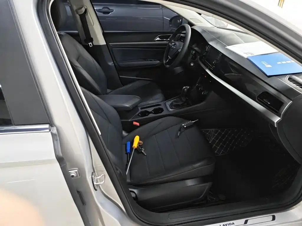 LAVIDA 2018 1.5L automatic comfort version National V купить на сайте DeffCars