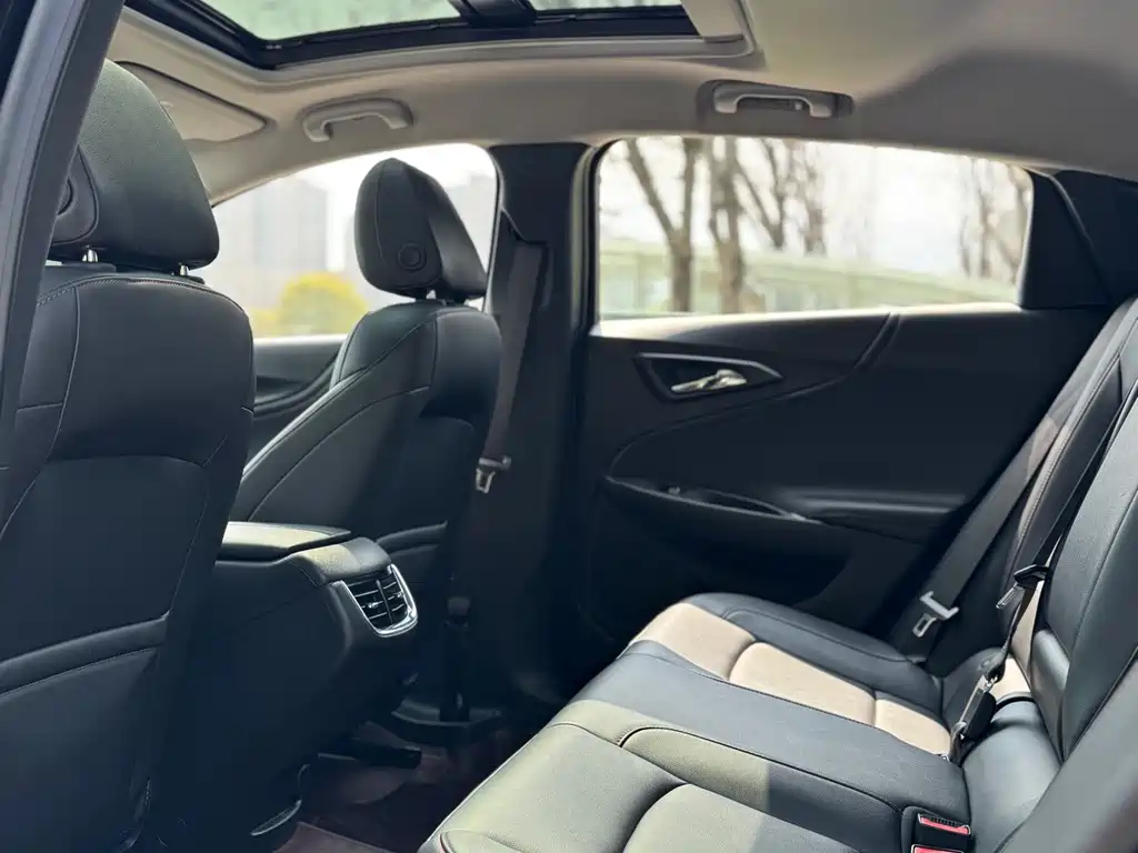 Malibu XL 2021 Redline 550T automatic sharp version купить на сайте DeffCars