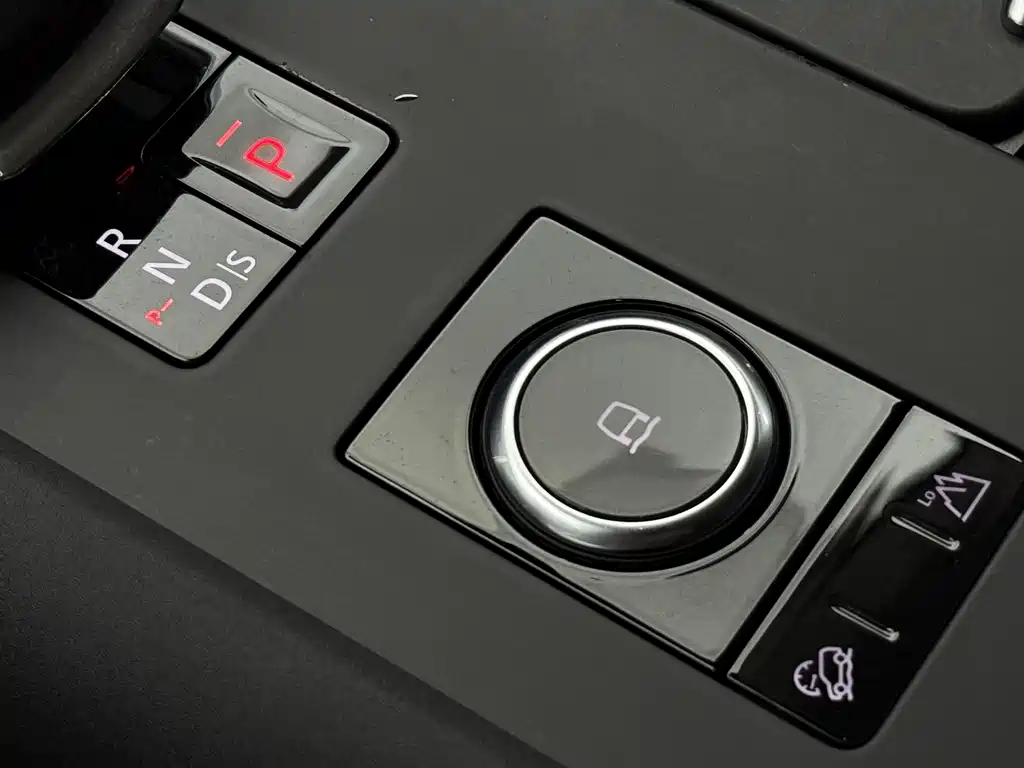 Discover the 2021 360PS R-Dynamic S купить на сайте DeffCars