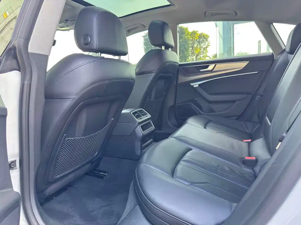 Audi A7 2020 45 TFSI Premium Selection купить на сайте DeffCars