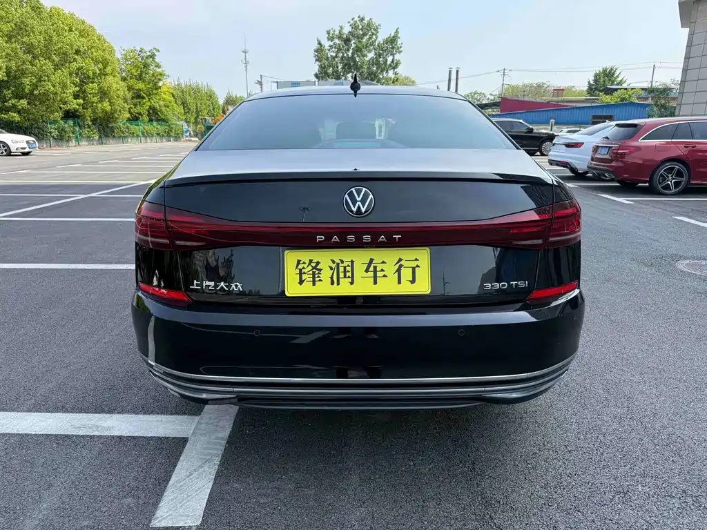 Passat 2022 330TSI Starry Sky Deluxe Edition купить на сайте DeffCars