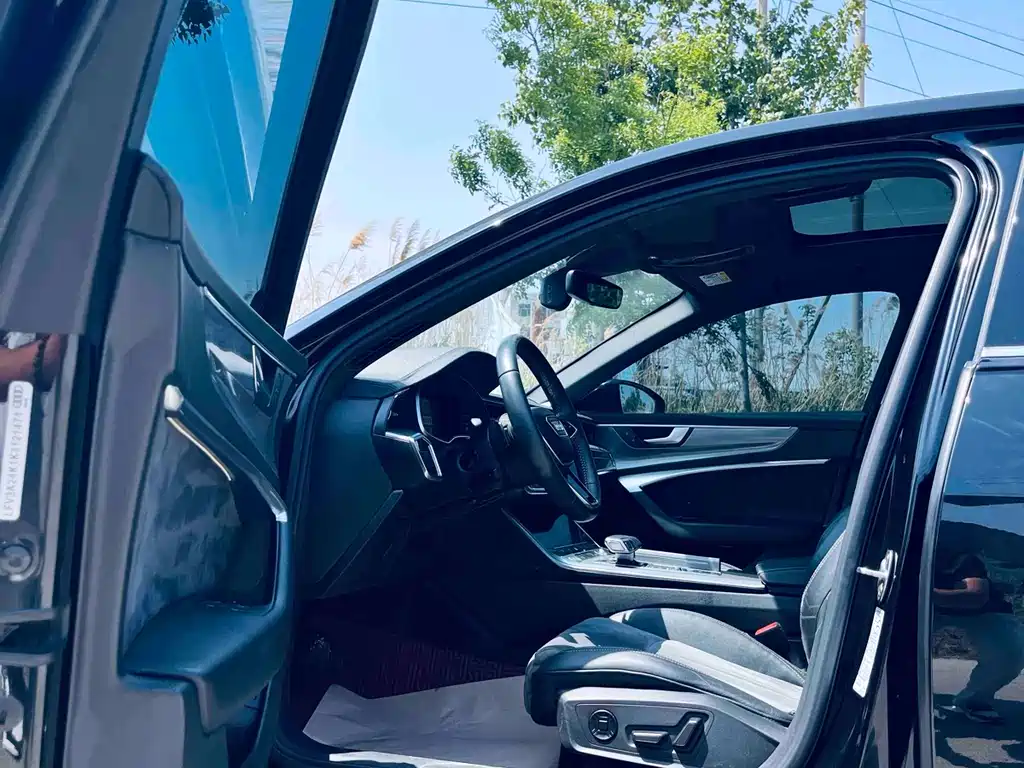 Audi A6L 2019 40 TFSI luxury and dynamic model купить на сайте DeffCars
