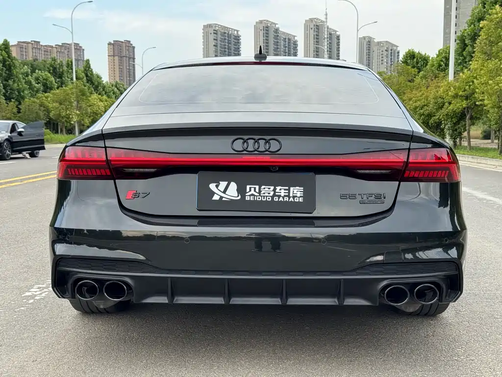Audi A7 2019 55 TFSI quattro dynamic купить на сайте DeffCars