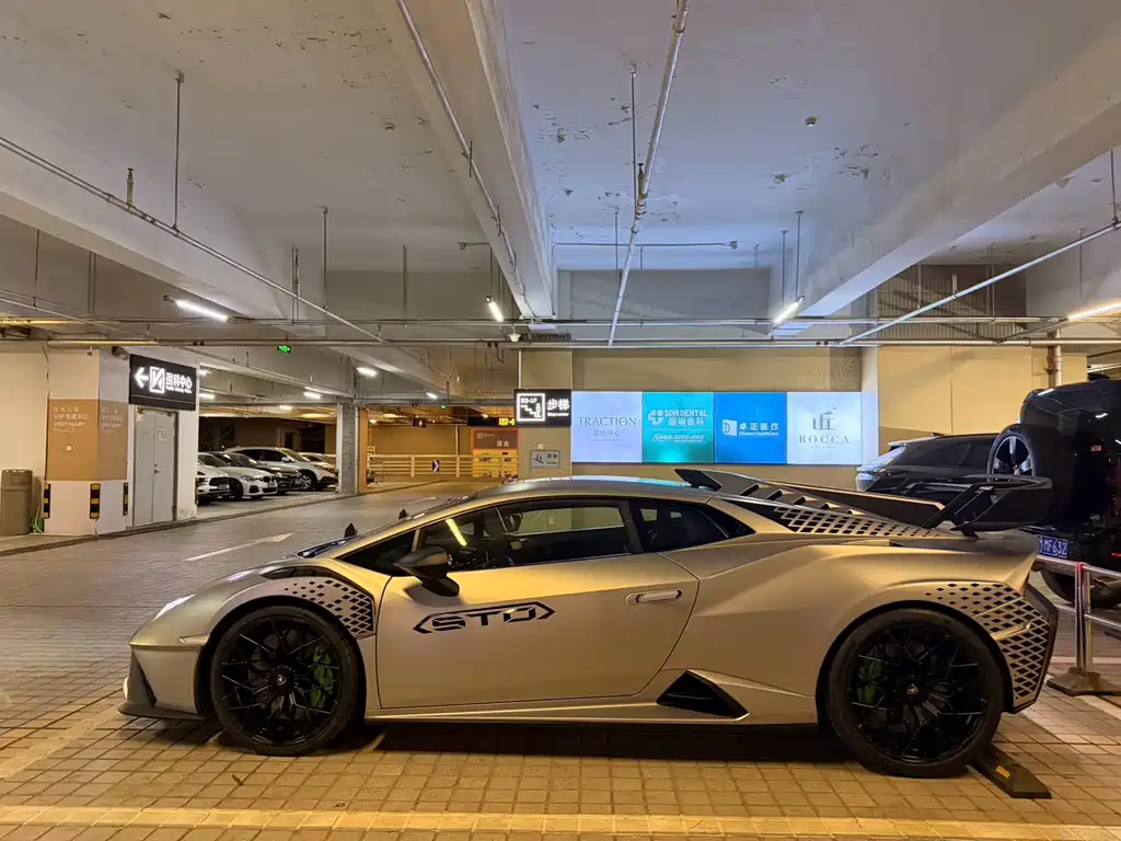 Huracán 2021 Huracán STO купить на сайте DeffCars