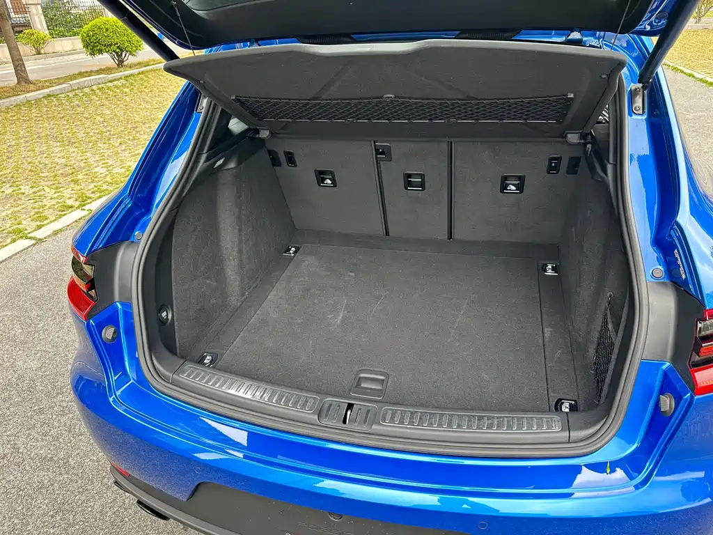 Macan 2017 Macan 2.0T купить на сайте DeffCars