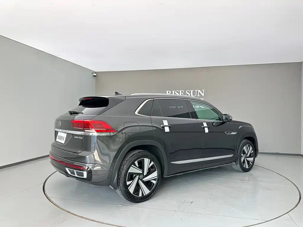 Touron 2021 Touron X 330TSI two-wheel drive luxury version купить на сайте DeffCars