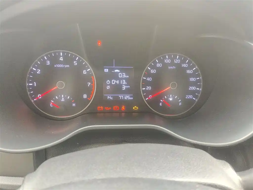 Kia K2 2017 Sedan 1.4L MT 15th Anniversary Special Edition GLS купить на сайте DeffCars