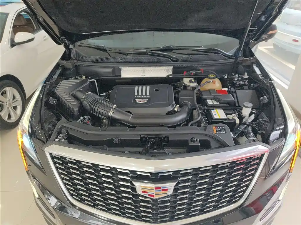 Cadillac XT5 2022 2.0T two-wheel drive luxury model купить на сайте DeffCars