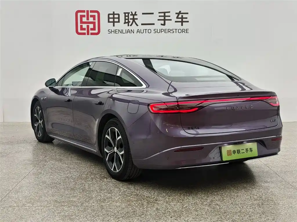 Zhijie S7 2025 model 705km Max купить на сайте DeffCars