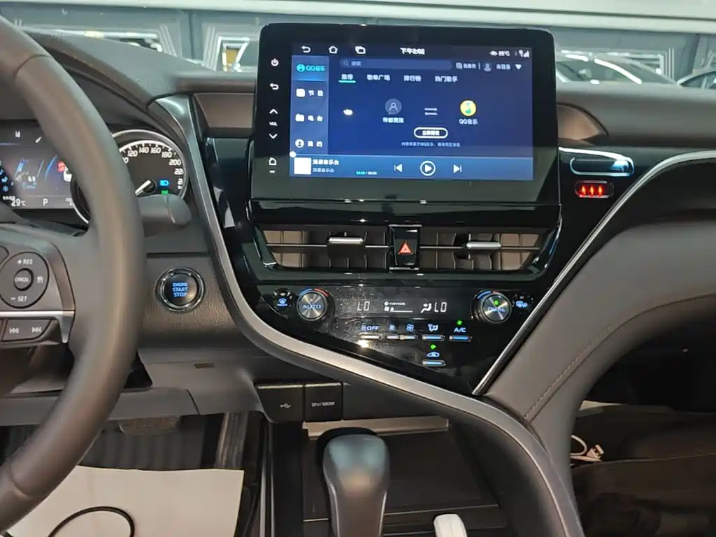 Camry 2023 2.0G Deluxe Edition купить на сайте DeffCars