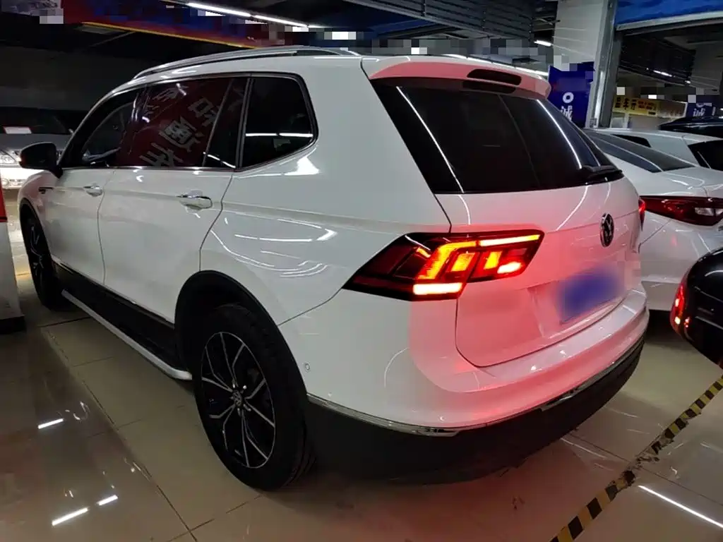 Tiguan L 2019 facelift 330TSI automatic two-wheel drive smart luxury version National VI купить на сайте DeffCars