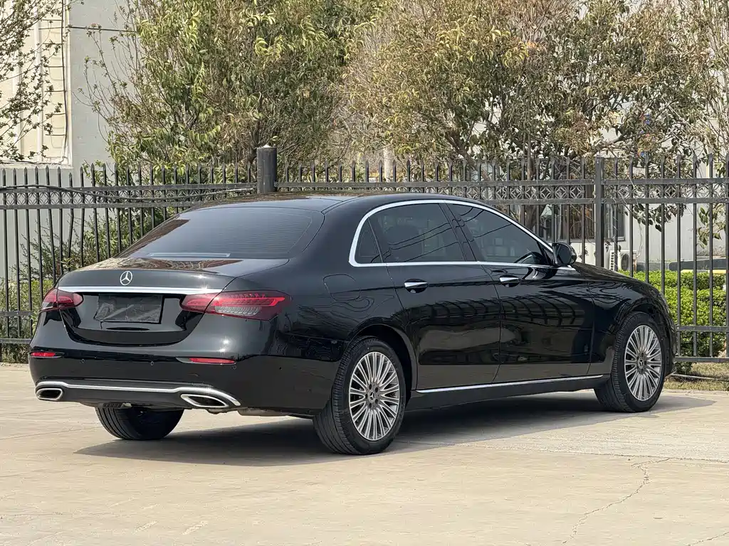Mercedes-Benz E-Class 2023 E 300 L Fashion купить на сайте DeffCars