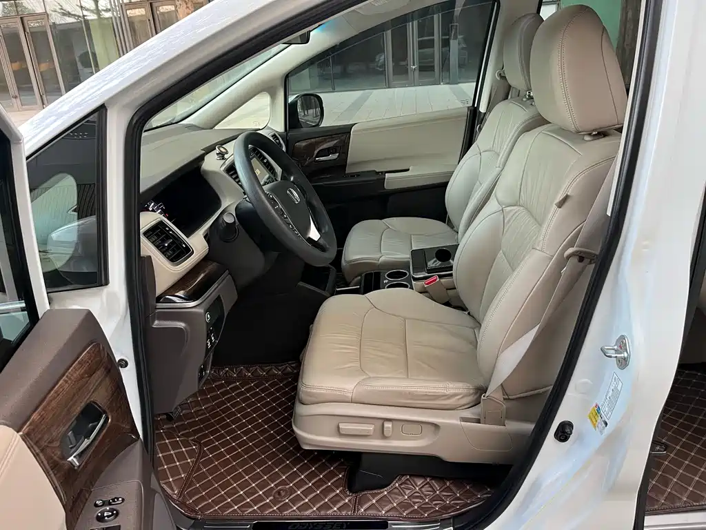 Odyssey 2017 2.4L Deluxe Edition купить на сайте DeffCars