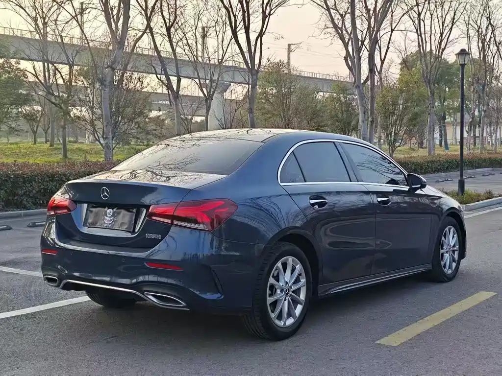 Mercedes-Benz A-Class 2019 A 200 L Sports Sedan купить на сайте DeffCars