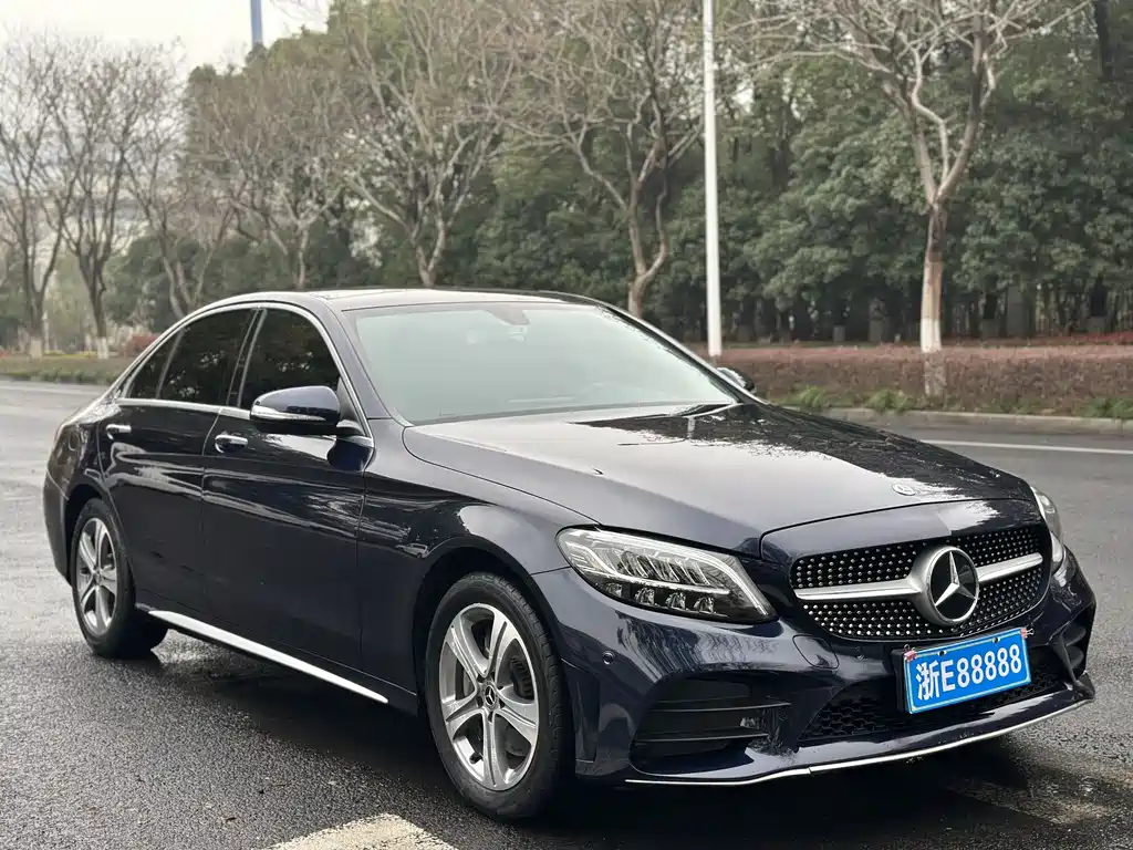 Mercedes-Benz C-Class 2019 C 260 L Sports Edition купить на сайте DeffCars