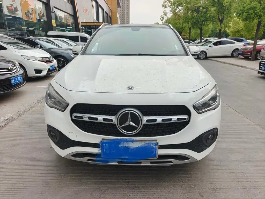 Mercedes-Benz GLA 2020 GLA 200 купить на сайте DeffCars