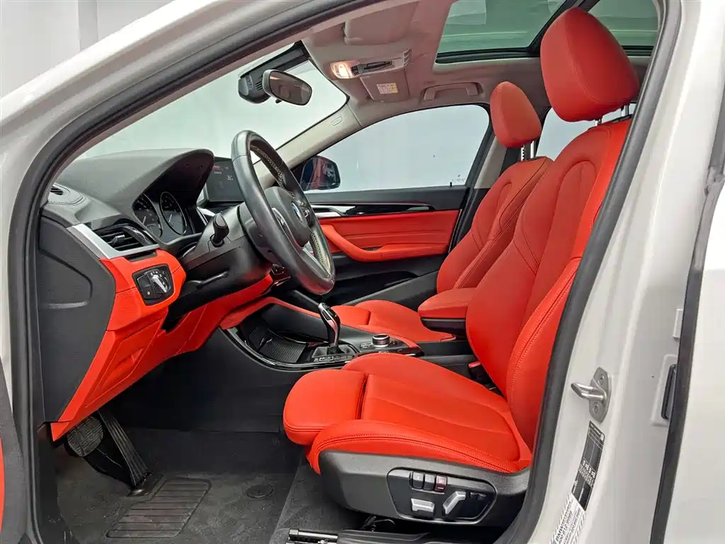 BMW X2 2023 sDrive25i M Off-Road Package купить на сайте DeffCars