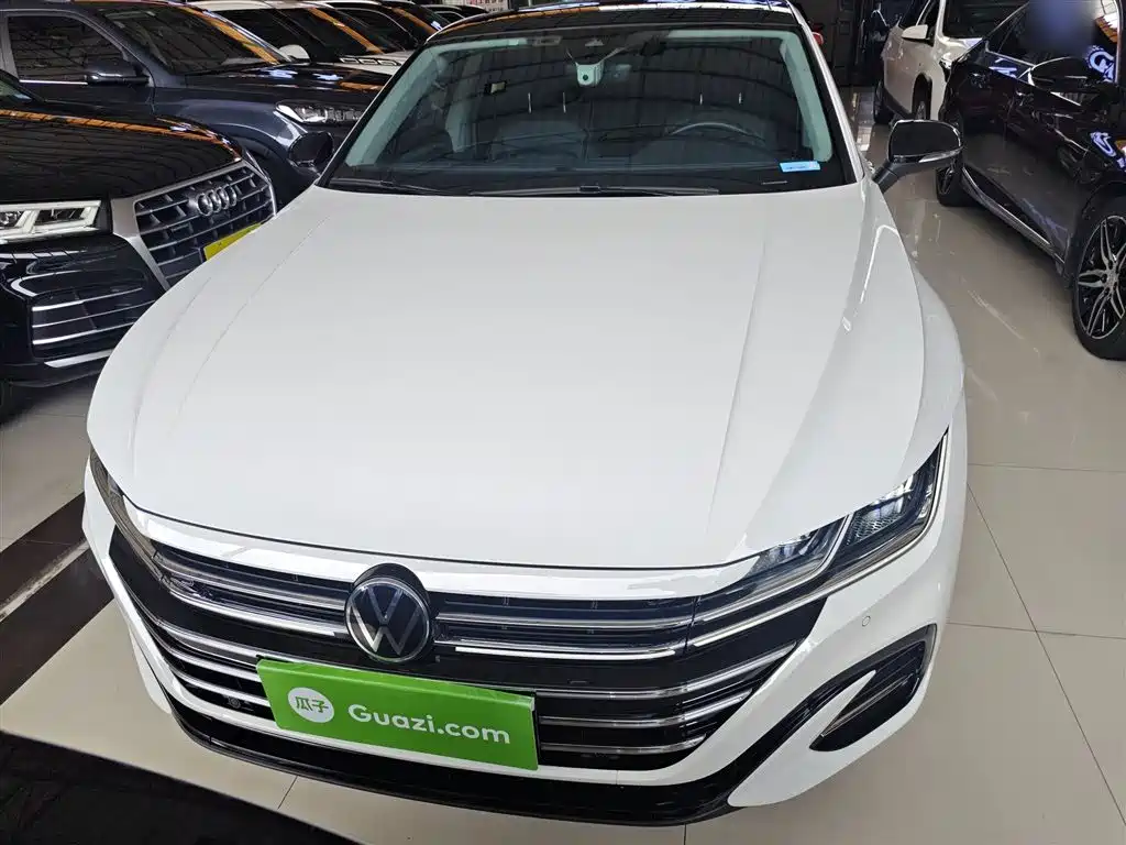 FAW-Volkswagen CC 2021 380TSI eye-catching version купить на сайте DeffCars