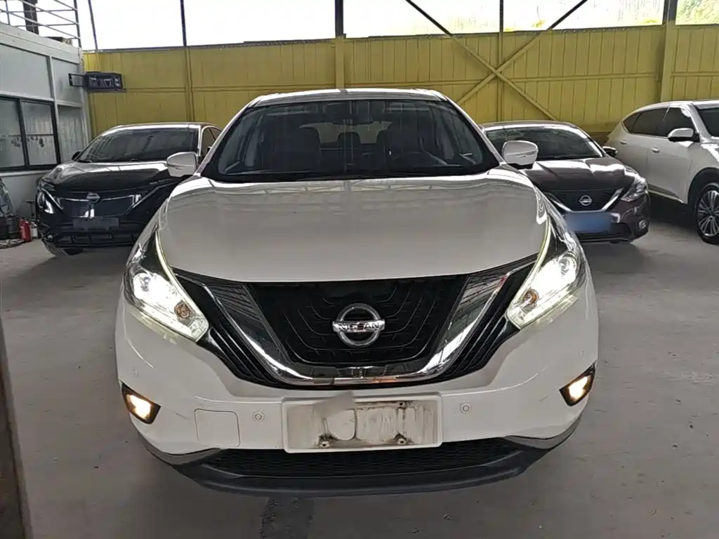 Loulan 2021 2.5L XL 2WD Intelligent Connected Deluxe Edition купить на сайте DeffCars