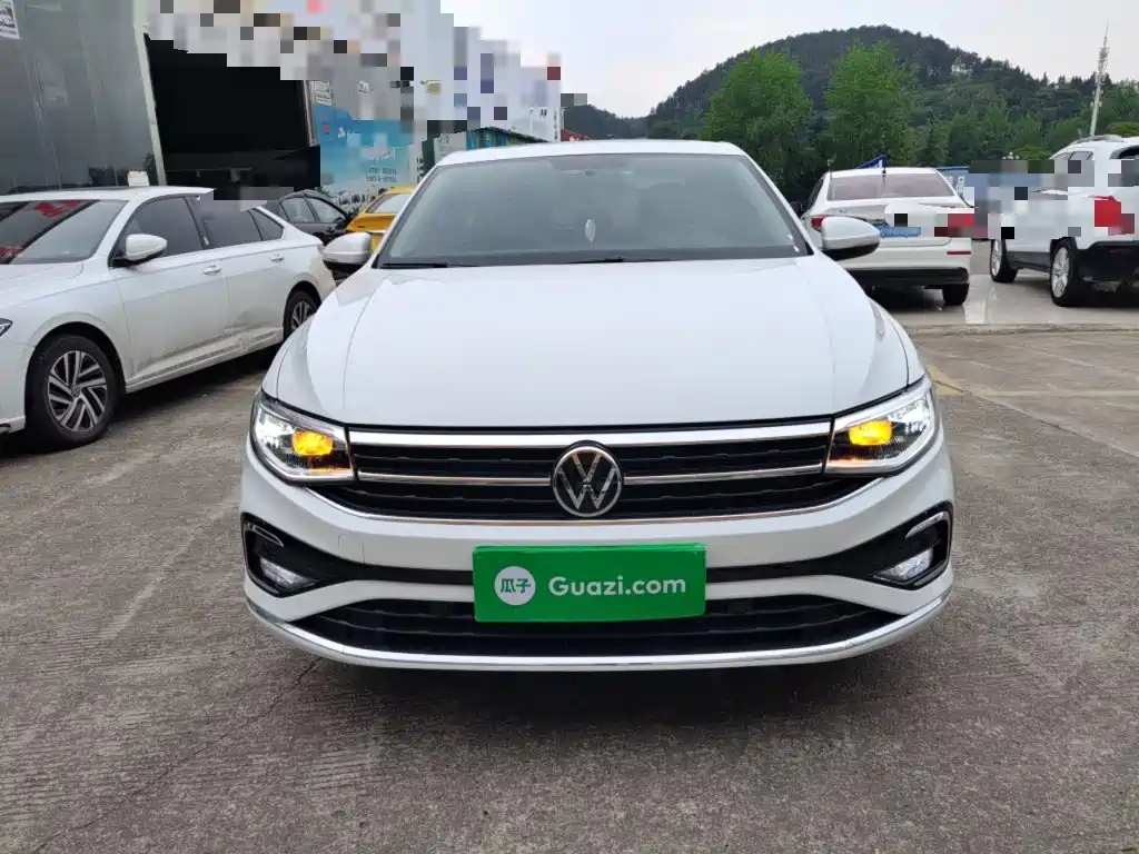 Bora 2023 200TSI DSG Yuexing Edition купить на сайте DeffCars