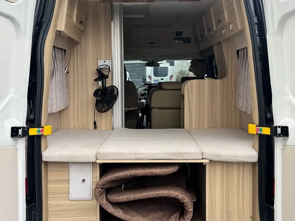 Transit 2019 2.0T gasoline automatic multi-functional commercial vehicle with central axle, mid-roof, 6-seater National VI купить на сайте DeffCars