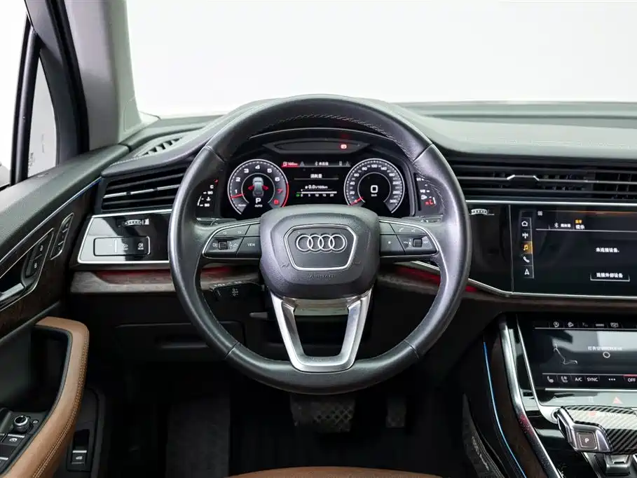 Audi Q7 2023 55 TFSI quattro S line sports купить на сайте DeffCars
